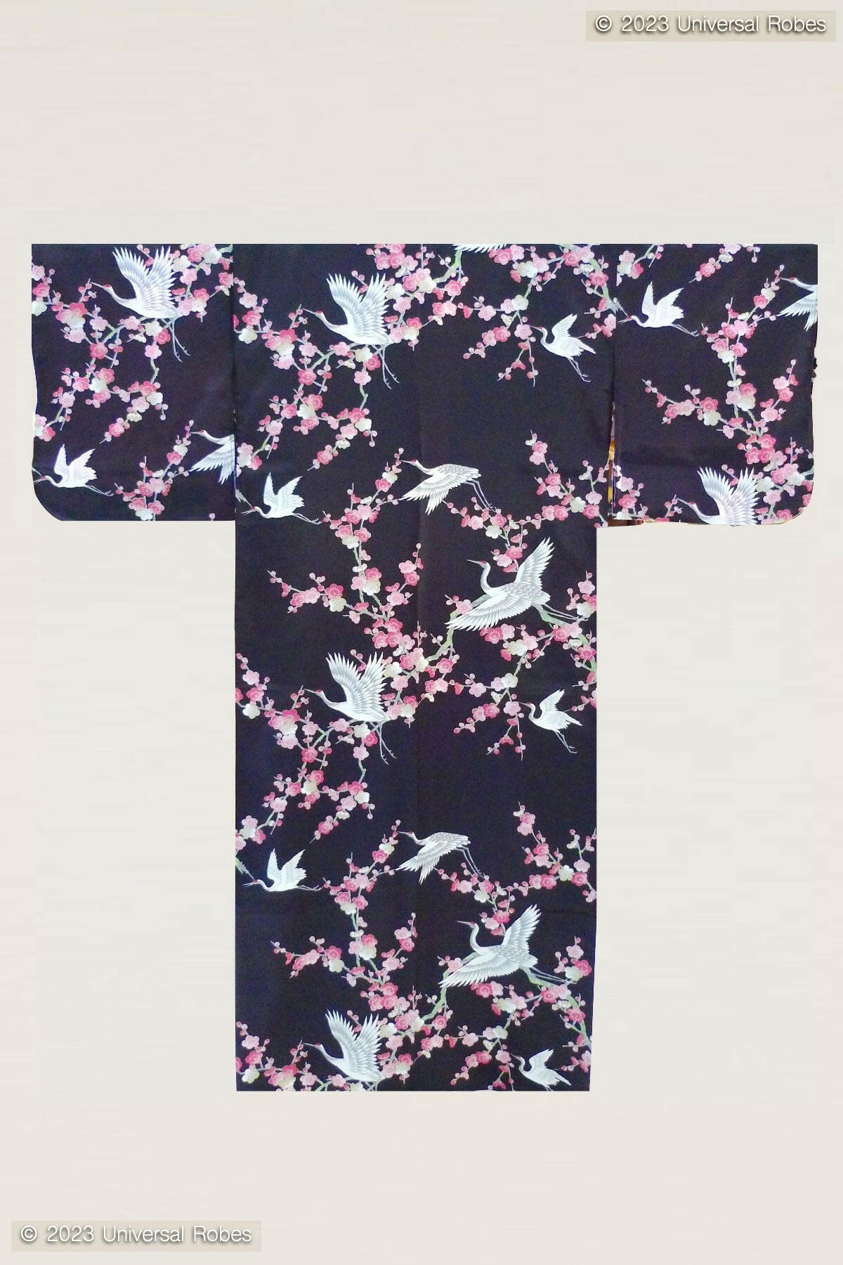 Pair kimonos for a moment with the one you love.