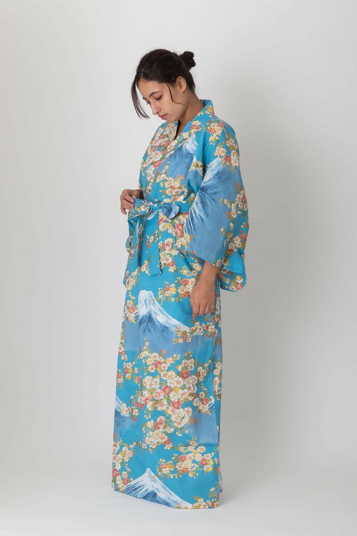 Women Sakura on Mt. Fuji Cotton Yukata Kimono.