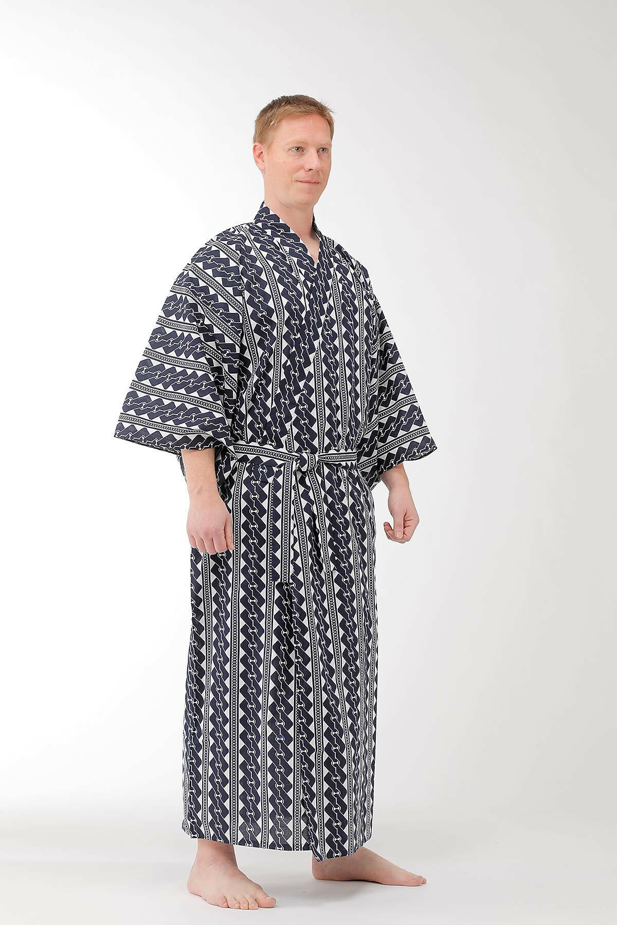 Men Chain Pattern Cotton Yukata Kimono.