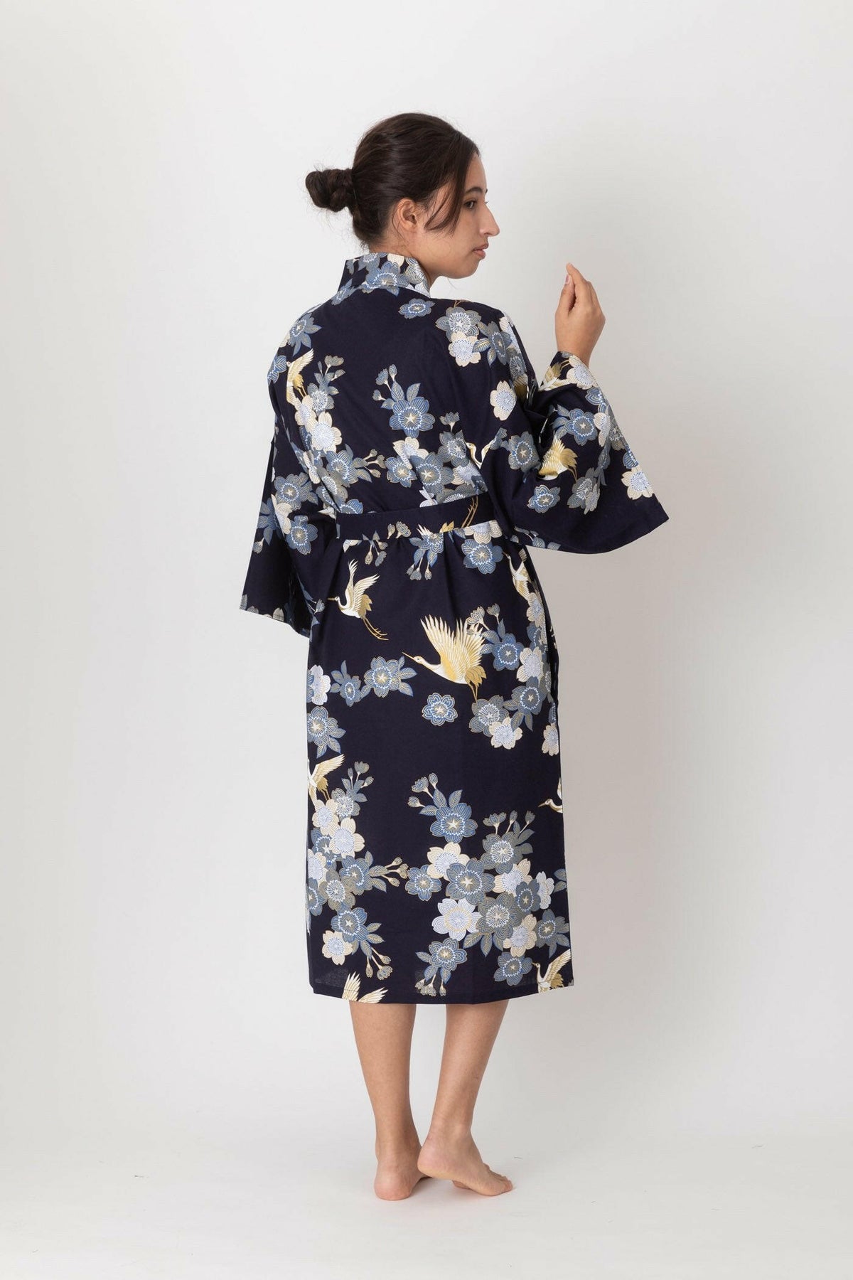 Women Cherry Blossoms & Crane Cotton Short Yukata Kimono Color Navy Model Rear View