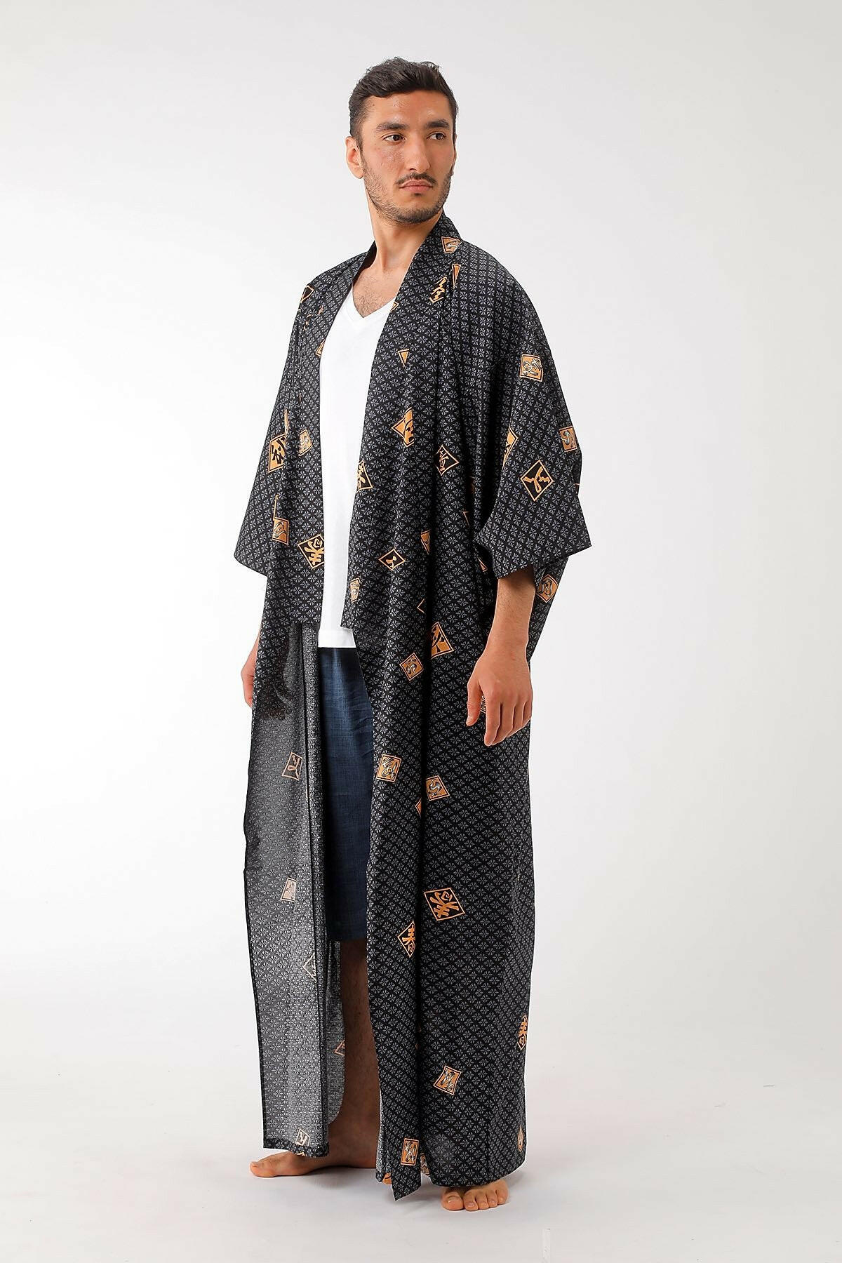 Men Diamond Pattern Cotton Yukata Kimono Color Black Model Front No Belt View