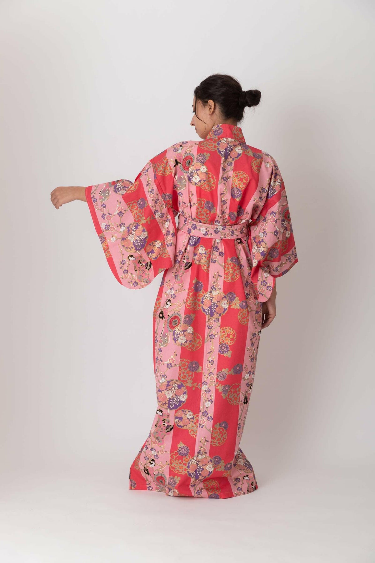 Women Geisya Beauty on Stripe Cotton Yukata Kimono Color Pink Model Rear View