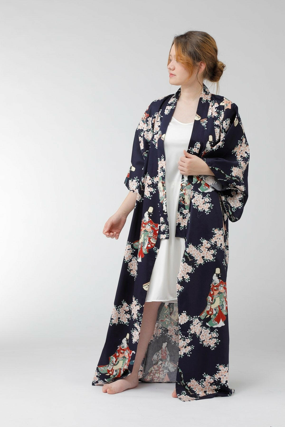 Women Flower Viewing Cotton Sateen Kimono Color Navy Model Front No Belt View