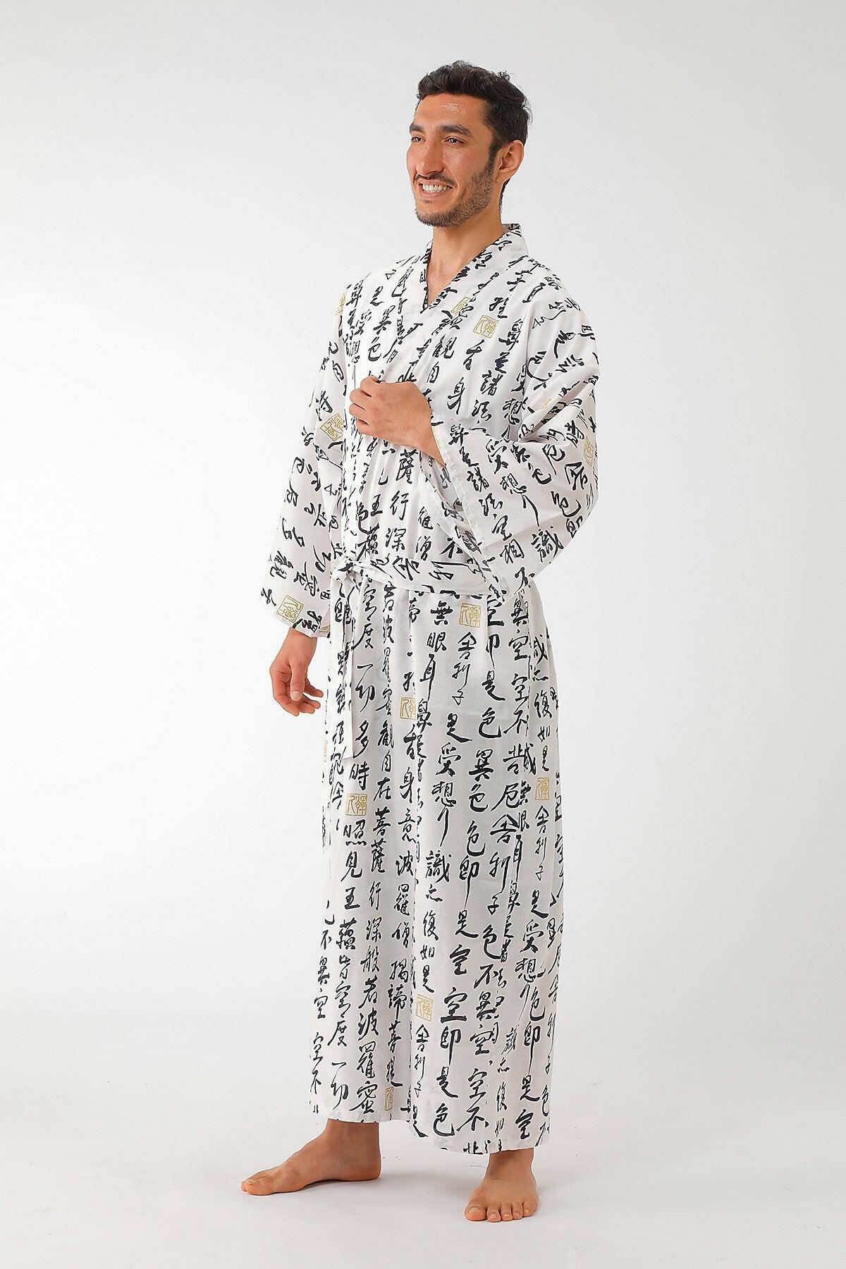 Men HANNYA Sutra Cotton Yukata Kimono Color White Model Side View