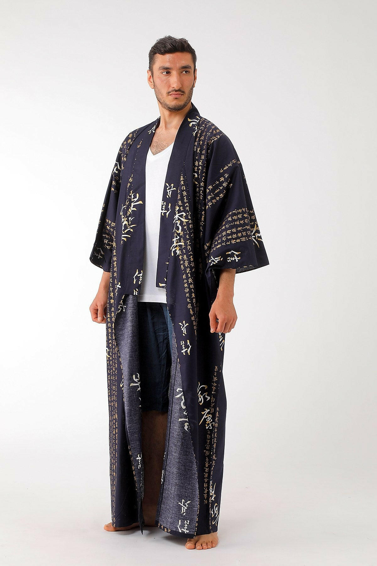 Men Hideyoshi Cotton Yukata Kimono Color Navy Model Side No Belt View