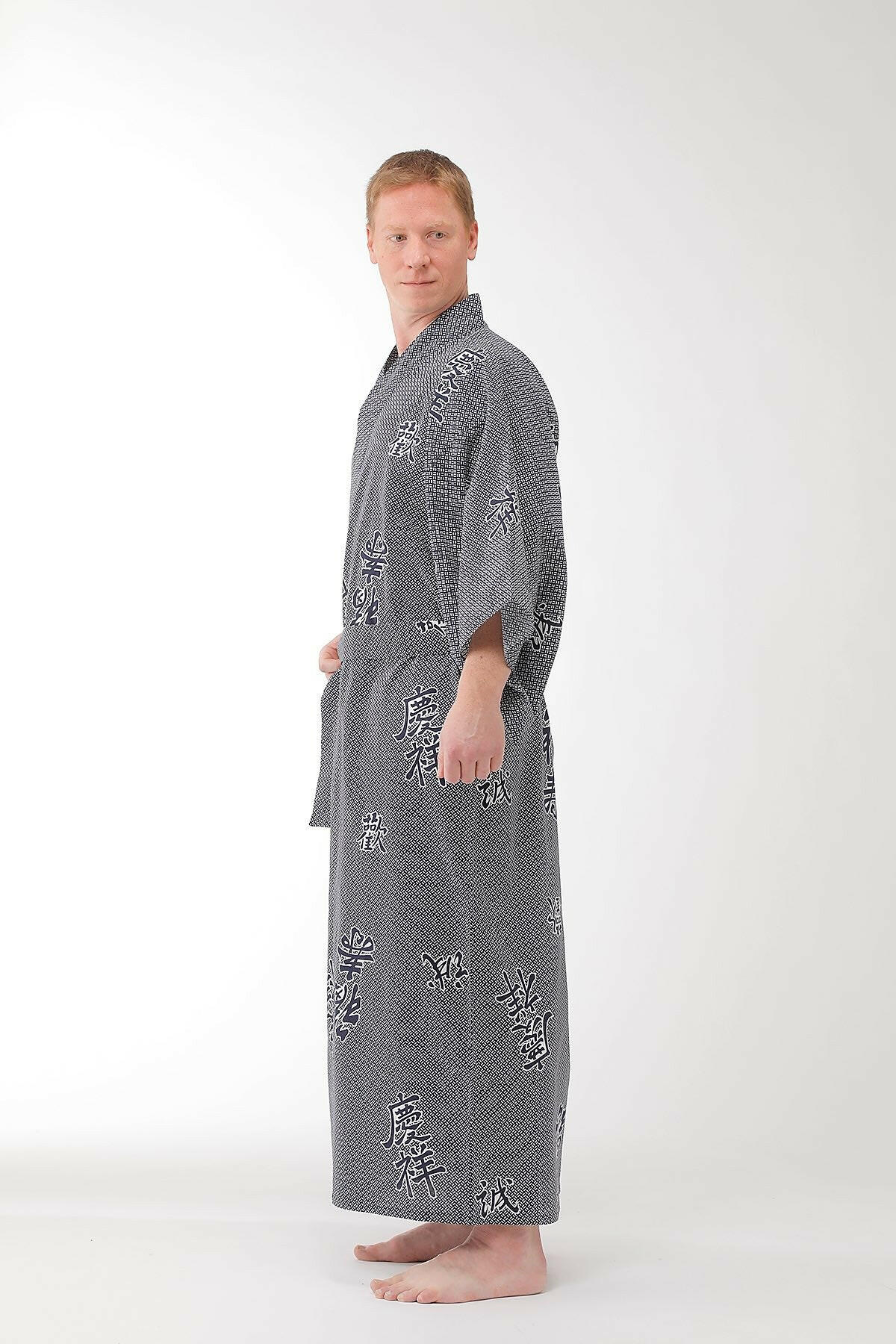 Men Joyous Cotton Yukata Kimono Model Side View 2