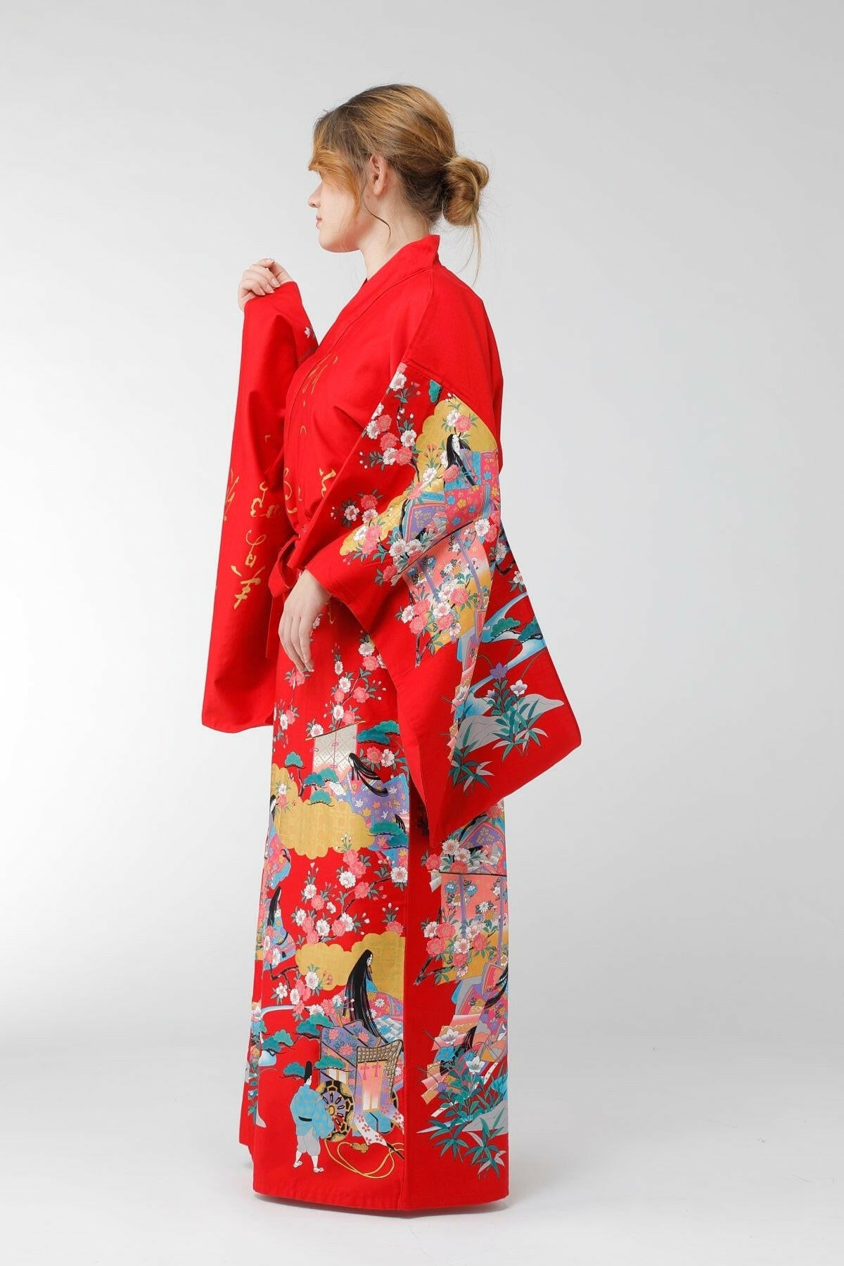 Women Gilt Poem & Princess Cotton Sateen Kimono Color Red Model Side View