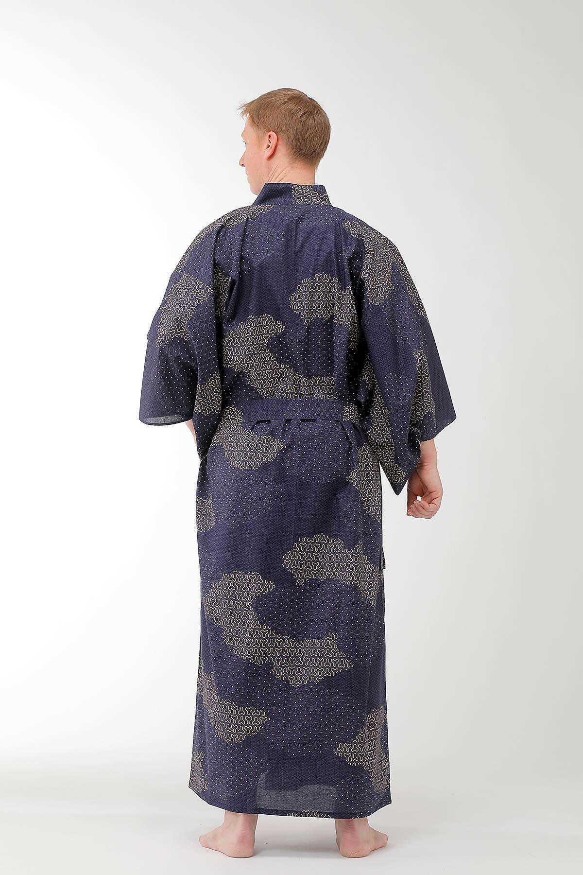 Men Cloud Pattern Cotton Yukata Kimono Color Navy Model Rear View