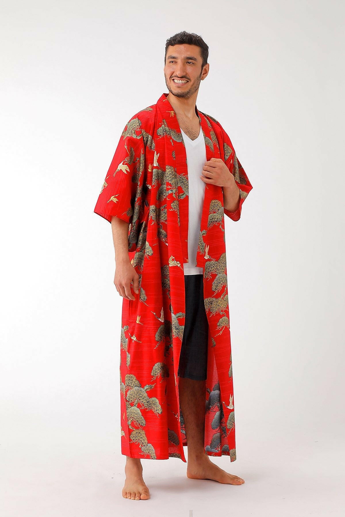 Men Pine & Crane Cotton Yukata Kimono Color Red Model Front No Belt View