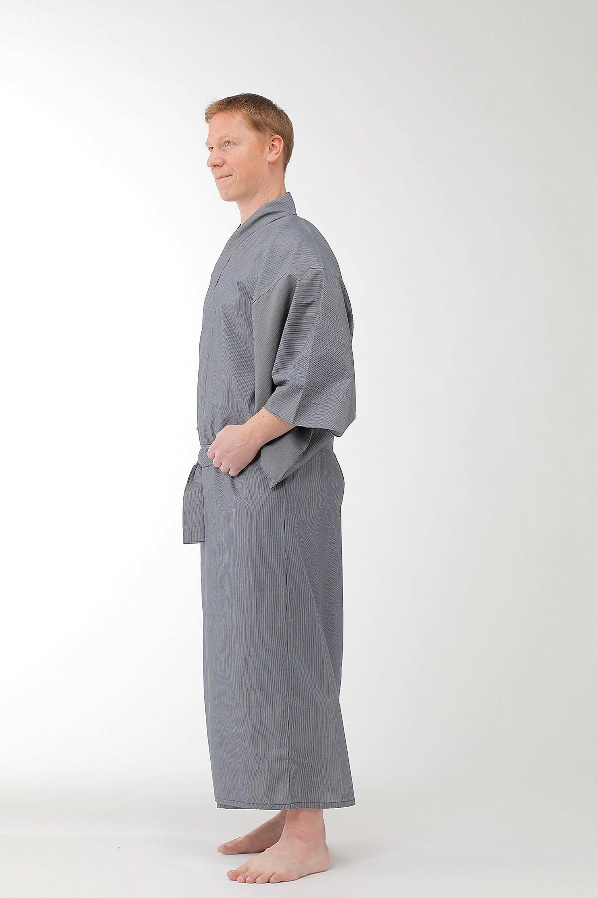 Men Stripe Cotton Yukata Kimono Model Side View