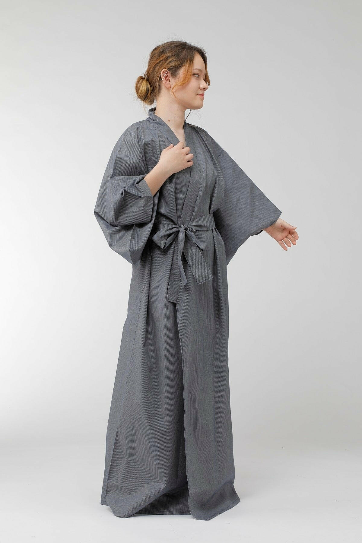 Women Stripe Cotton Yukata Kimono Model Side View