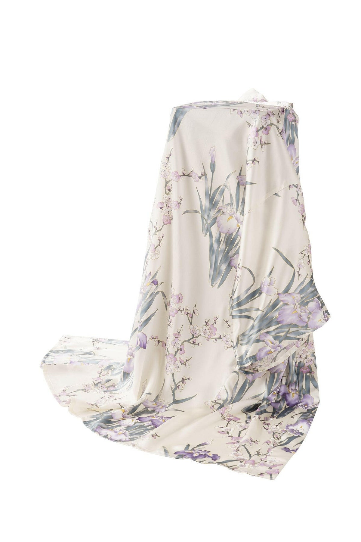 Women Iris & Plum Silk Short Kimono Color White Product Whole View